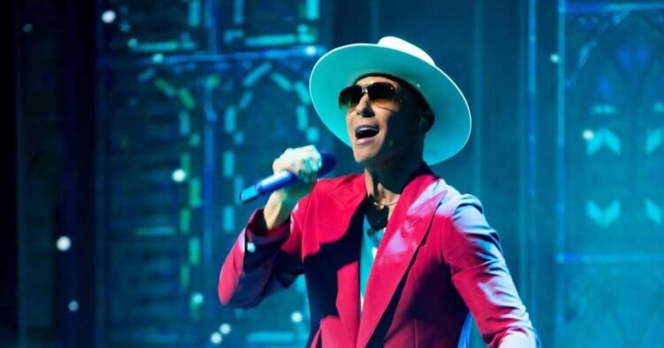 Erik Rubín lamenta falta de voz en la historia de Timbiriche