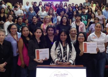 Participa Secretaría de las Mujeres en taller “Mujeres Universitarias Libres de Violencia”