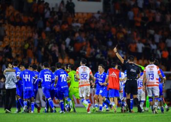 Violencia empaña partido de Correcaminos-Cruz Azul Hidalgo; cierran 0-0