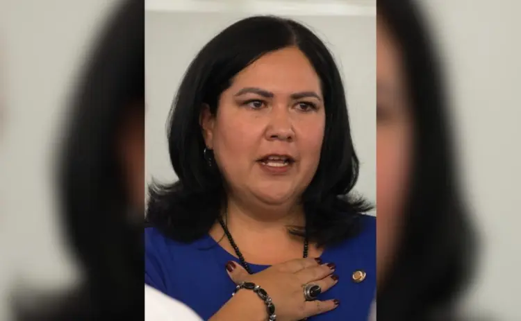 Arrestan a exsenadora Alejandra León en Calexico