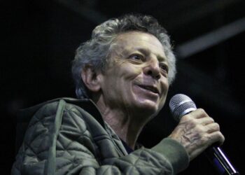 César Bono no ha perdido un ojo, aclara su hijo Leonardo Bono