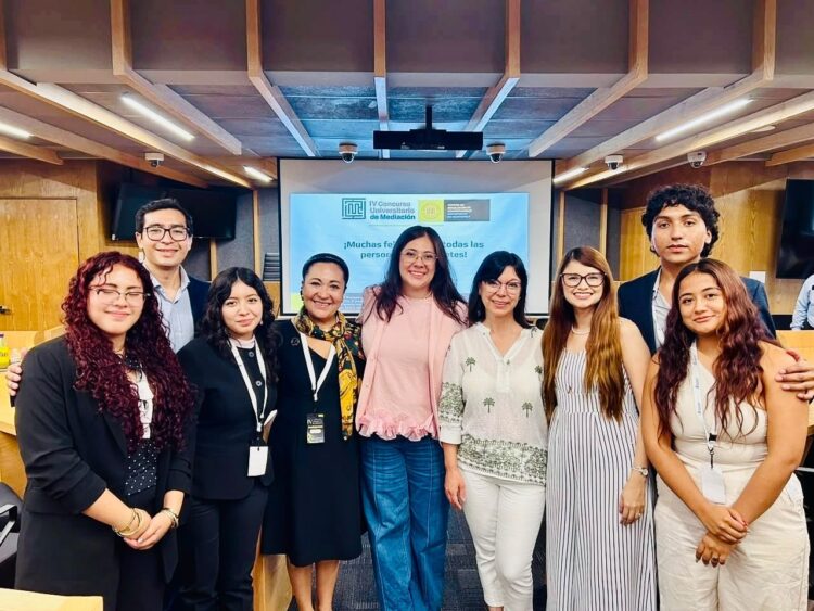 Alumnos de la UAT obtienen el 1.º y 2.º lugar en concurso nacional de mediación
