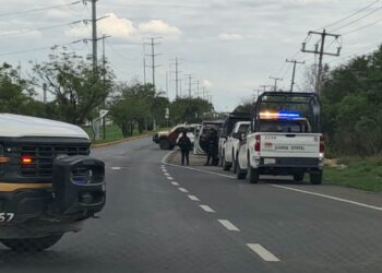 Detienen a tres con armas tras persecución en Victoria