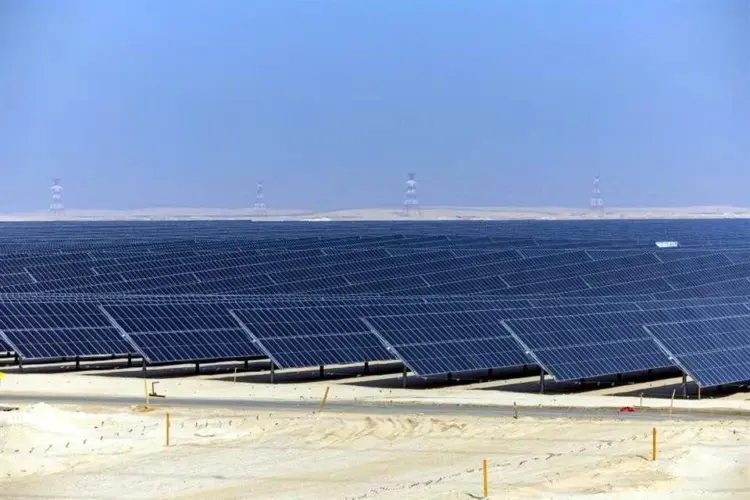 CFE alista proyectos renovables por 12 mil 500 mdd