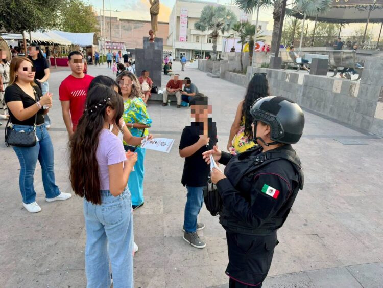Policías salen a la calle para prevenir violencia