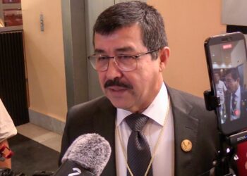 Articulación Gobierno-UAT fortalece formación universitaria y desarrollo científico: Anaya