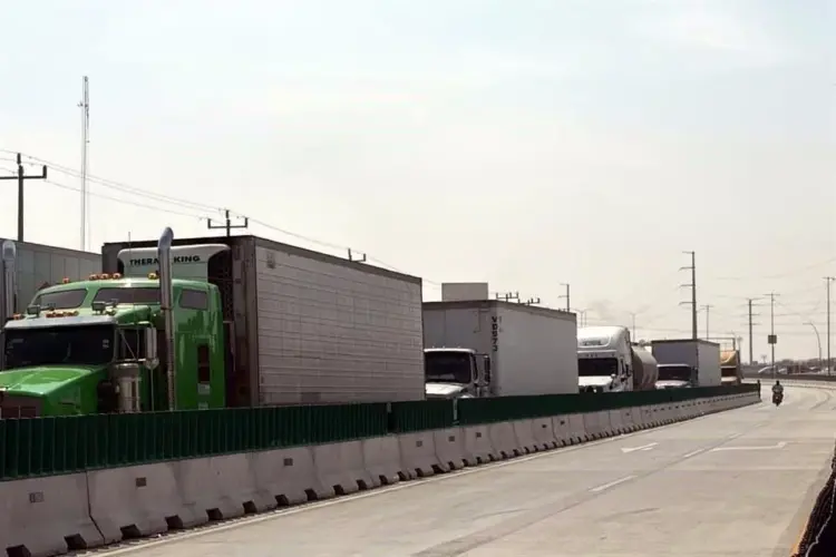 Extorsión y secuestro golpean al transporte de carga
