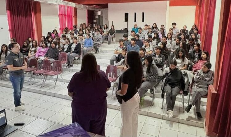 Llevan salud mental a planteles de bachillerato