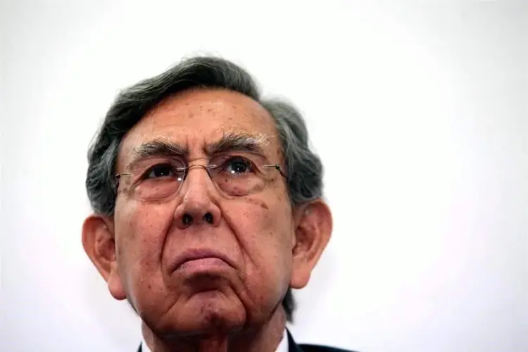Comisión de Pemex pierde peso tras muerte de Cárdenas