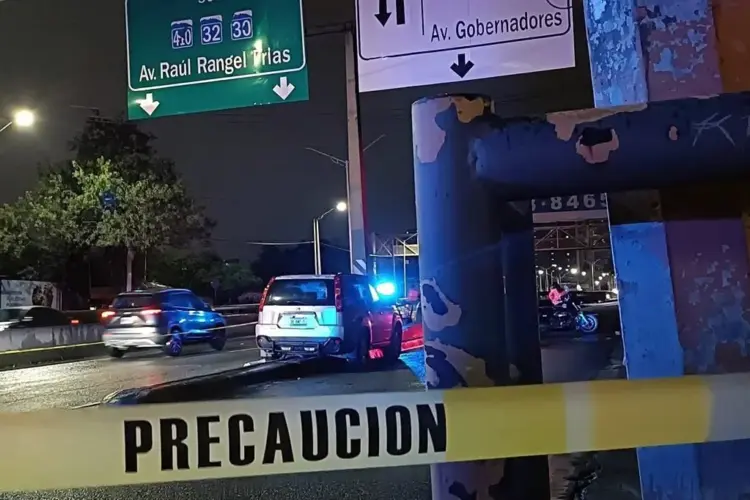 Mujer de la tercera edad muere tras choque