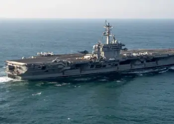Washington despliega más tropas y otro portaaviones