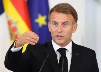 Macron abre la puerta al regreso británico a la UE