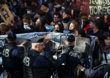 Protestas estudiantiles en Francia se intensifican
