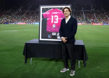 “Thank You Memo”: homenajean a Guillermo Ochoa