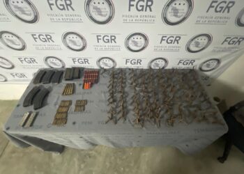 Aseguran vehículo robado y ponchallantas en Camargo