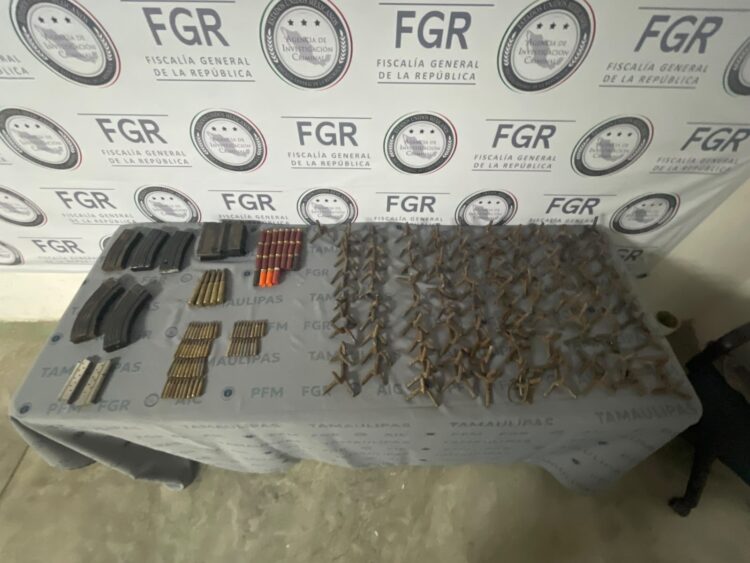Aseguran vehículo robado y ponchallantas en Camargo