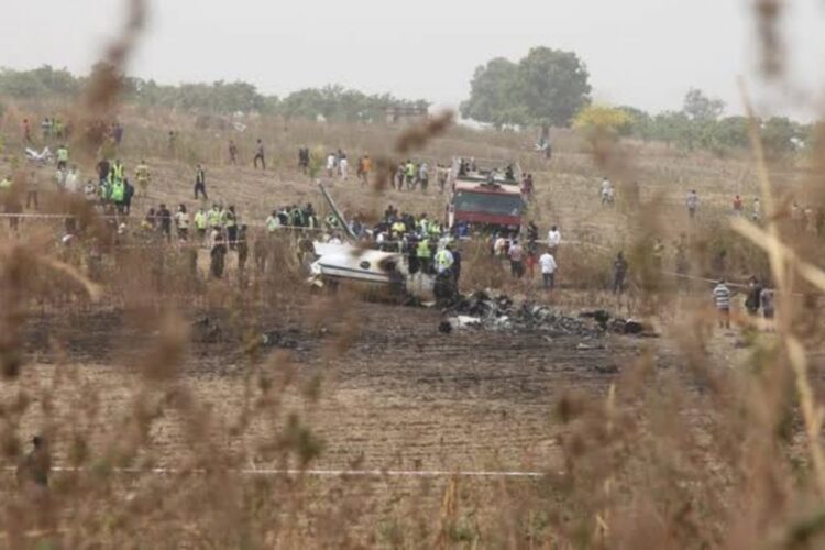 Avión militar se estrella en Nigeria