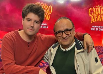 Emilio Treviño y Lalo España presentan ‘La Venganza del Charro Negro’