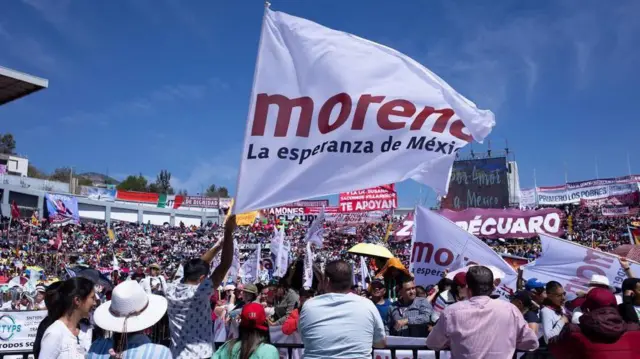 Se registran 15 mil morenistas para diputaciones federales