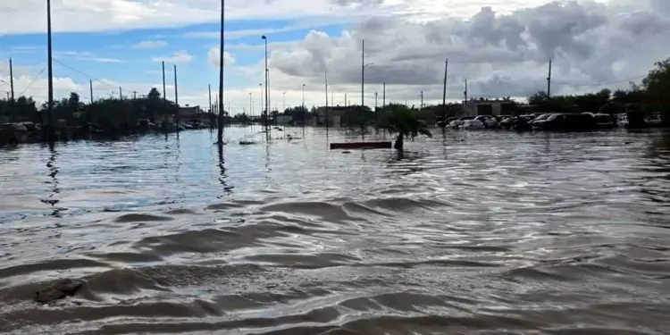 Lluvias dejan a Matamoros bajo el agua