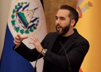 Bukele evalúa liberar a cerca de 46 mil reclusos
