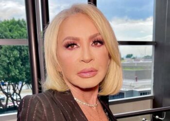 Laura Bozzo se recupera tras cirugía por úlcera gástrica