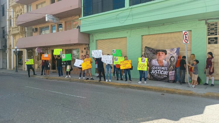 Protestan en Tampico por falta de avances en caso de homicidio