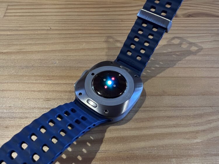 Algunos usuarios de Samsung Galaxy Watch reportan marcas rojas y posibles quemaduras tras dormir con el reloj