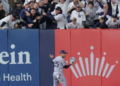 Rays eliminan a Yankees tras polémica interferencia