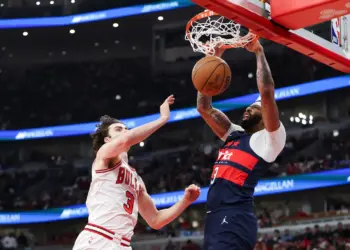 Wizards vencen 124-120 a Bulls con gran actuación de Trae Young