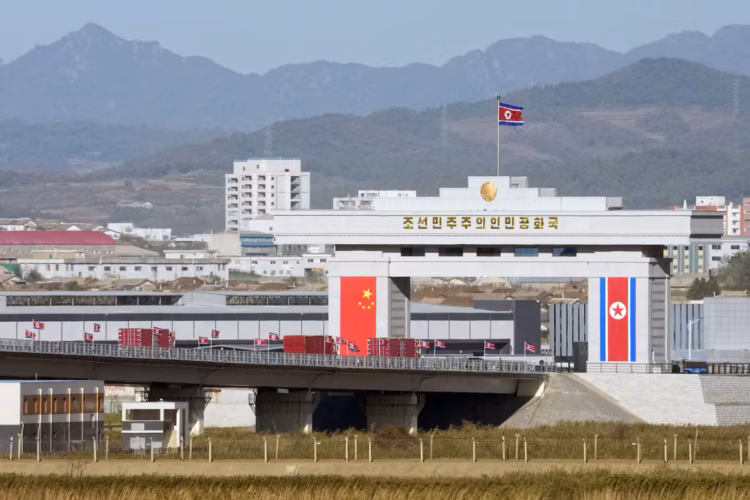 China y Corea del Norte abren nueva ruta comercial