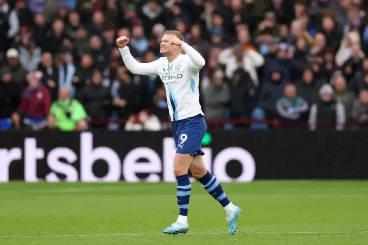 Erling Haaland marca, pero Manchester City pierde ante Aston Villa