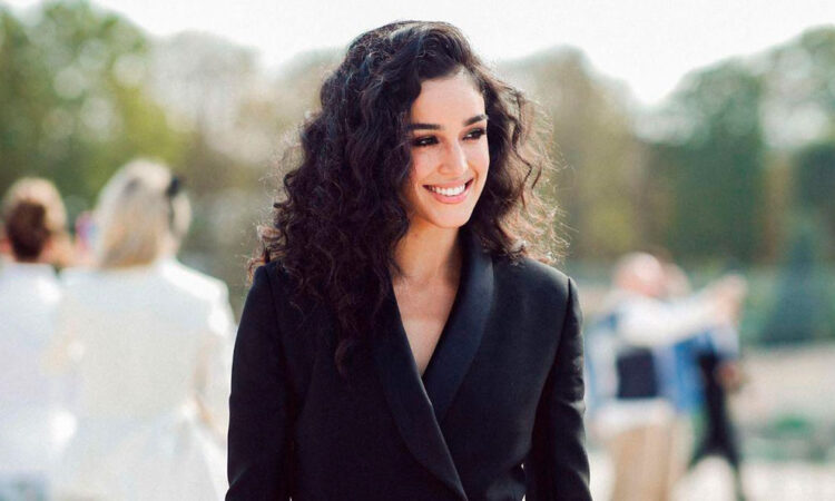 Ale Capetillo debuta en desfile de Dior en París