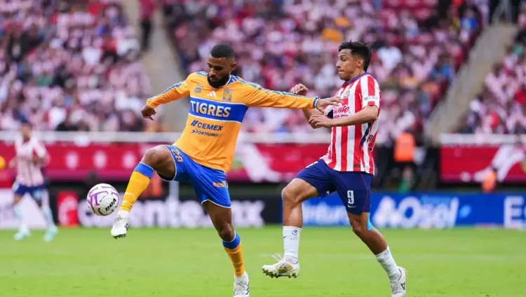 Jordan Carrillo empata ante unos Tigres que resistieron con 10