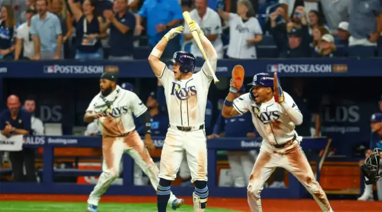 Yankees caen 5-2 ante Rays y quedan al borde