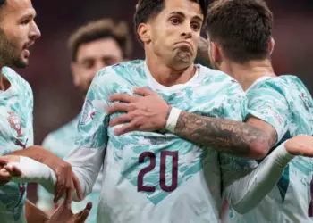 Portugal vence 4-2 a Dinamarca en la Nations League