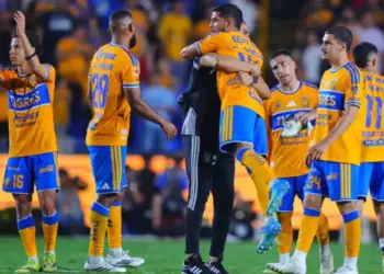 Tigres vence 3-2 al Toluca con doblete de Brunetta