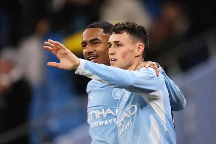 Phil Foden brilla con triplete en triunfo del Manchester City