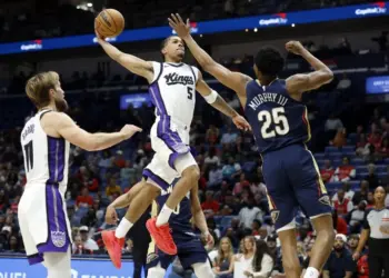 Pelicans vencen a Kings 132-120 en Nueva Orleans