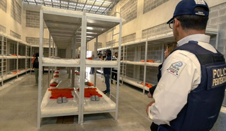 Costa Rica inaugura megacárcel inspirada en el modelo Bukele