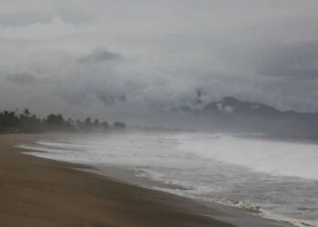 Tormenta tropical Rachel provoca lluvias en Baja California