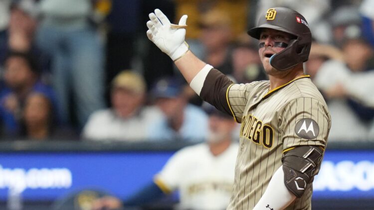 Brewers derrotan 3-1 a Padres en Juego 4